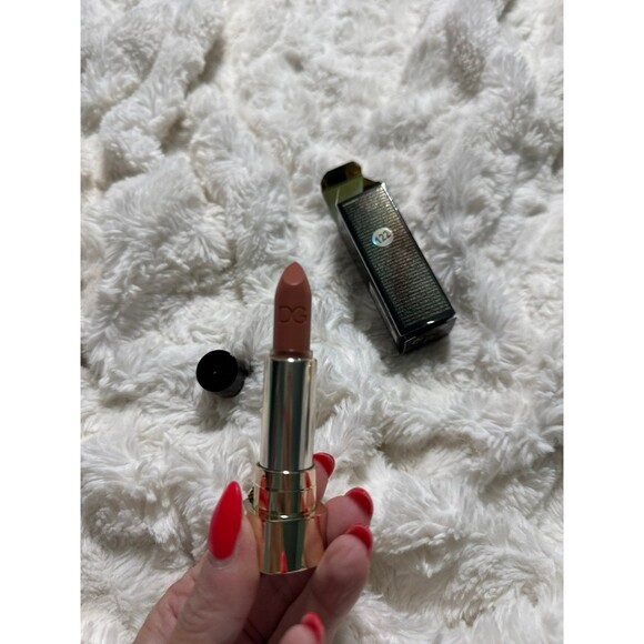 Dolce and Gabbana the only one moisturizing lipstick 116 - Picture 6 of 8